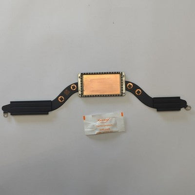Apple MacBook Pro 13 A2251 2020 CPU Kühler Heatsink Kühlkörper Wärmeleitpaste – Bild 2