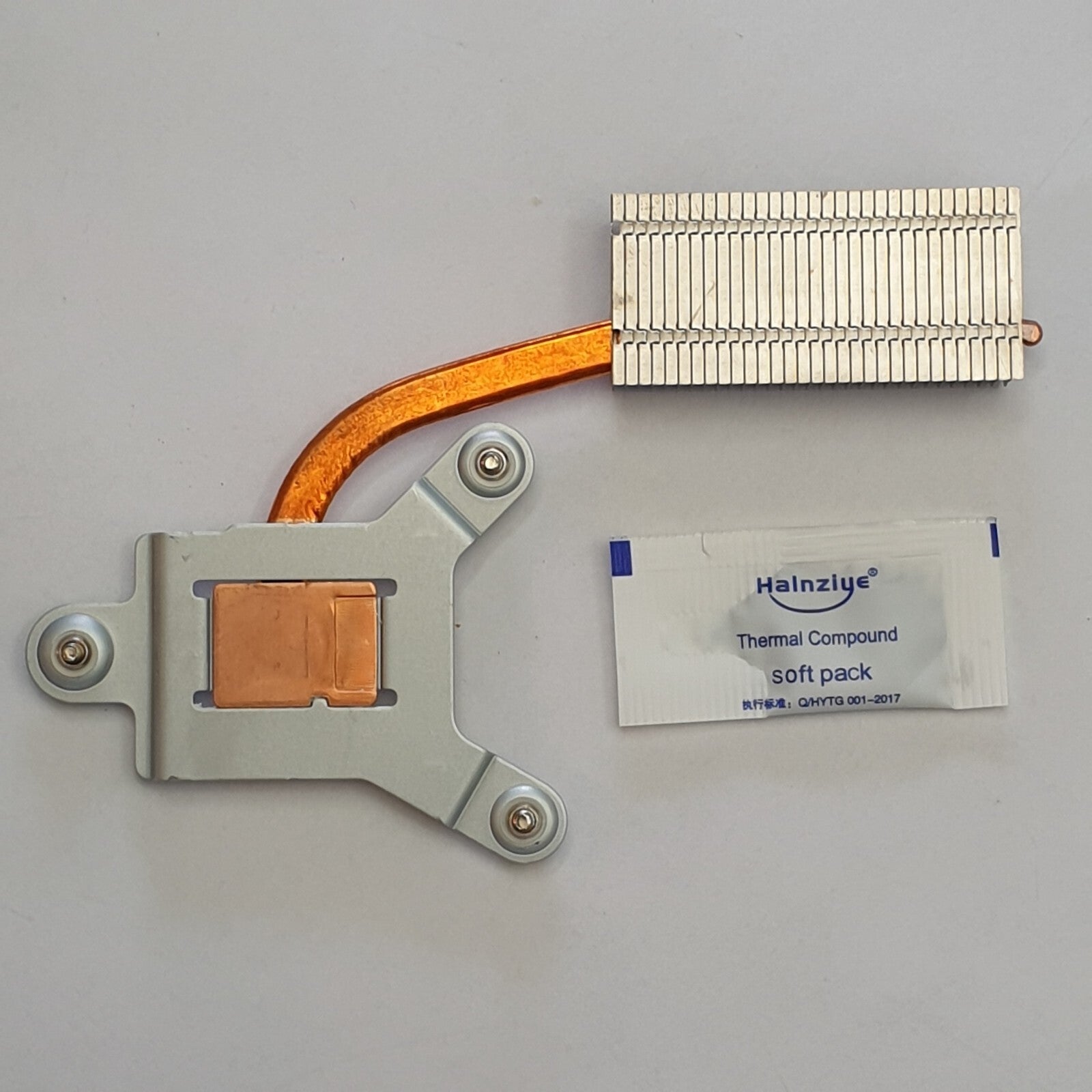 Fujitsu Lifebook E746 Kühler Heatsink mit Wärmeleitpaste – Bild 2
