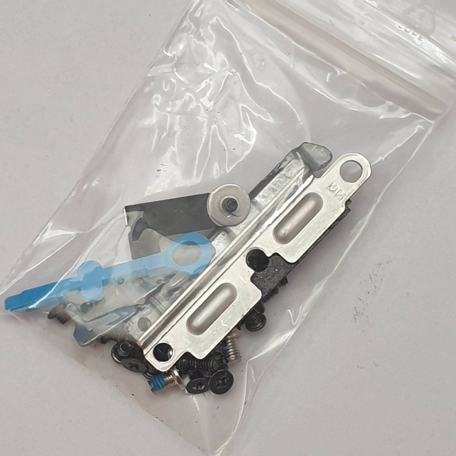 Dell Latitude 5320 Schraubensatz Screw Set Gehäuseschrauben