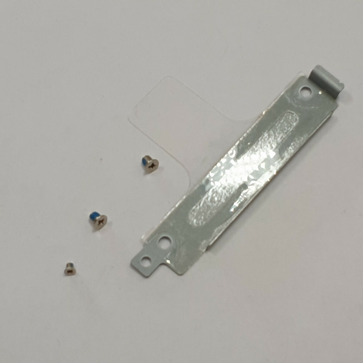 Toshiba Satellite L830 HDD Abdeckung Festplatten Halterung Bracket Schrauben
