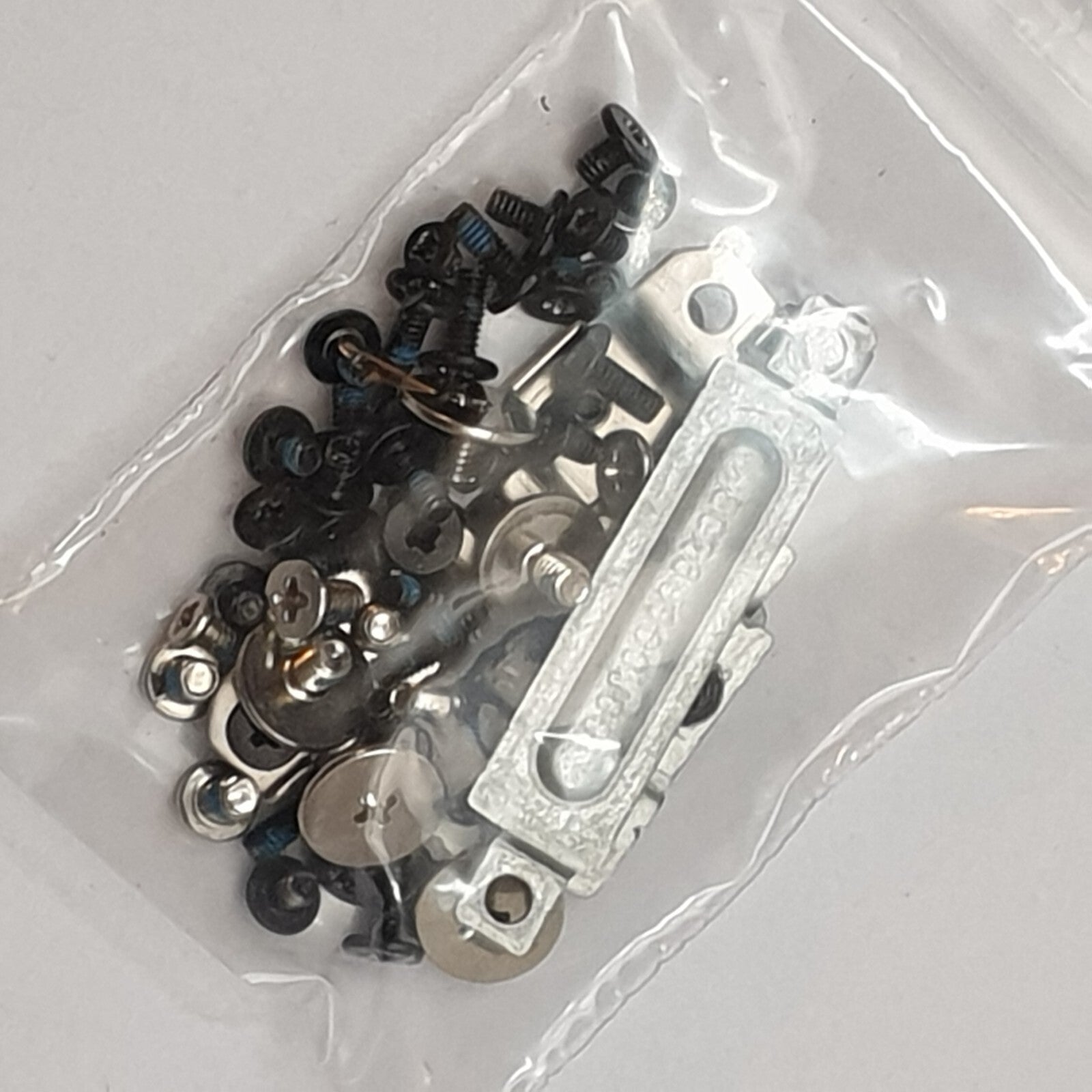 Dell Precision 7530 Schraubensatz Screw Set Schrauben Gehäuse Ersatzteile
