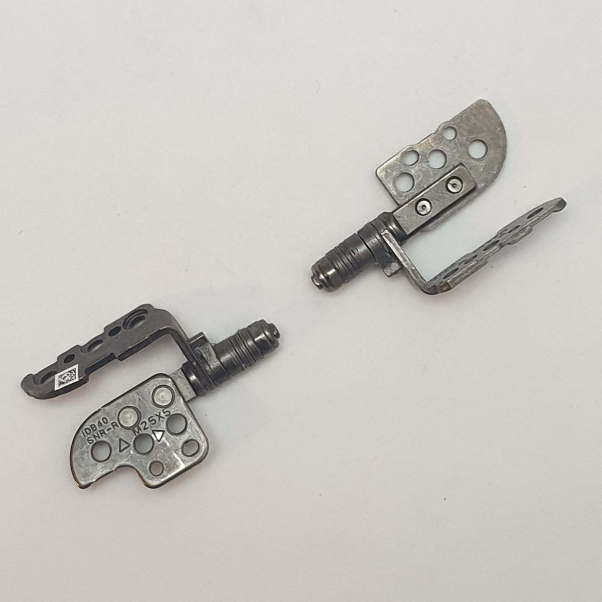 Dell Latitude 5440 Scharniere Display Hinge Set links rechts