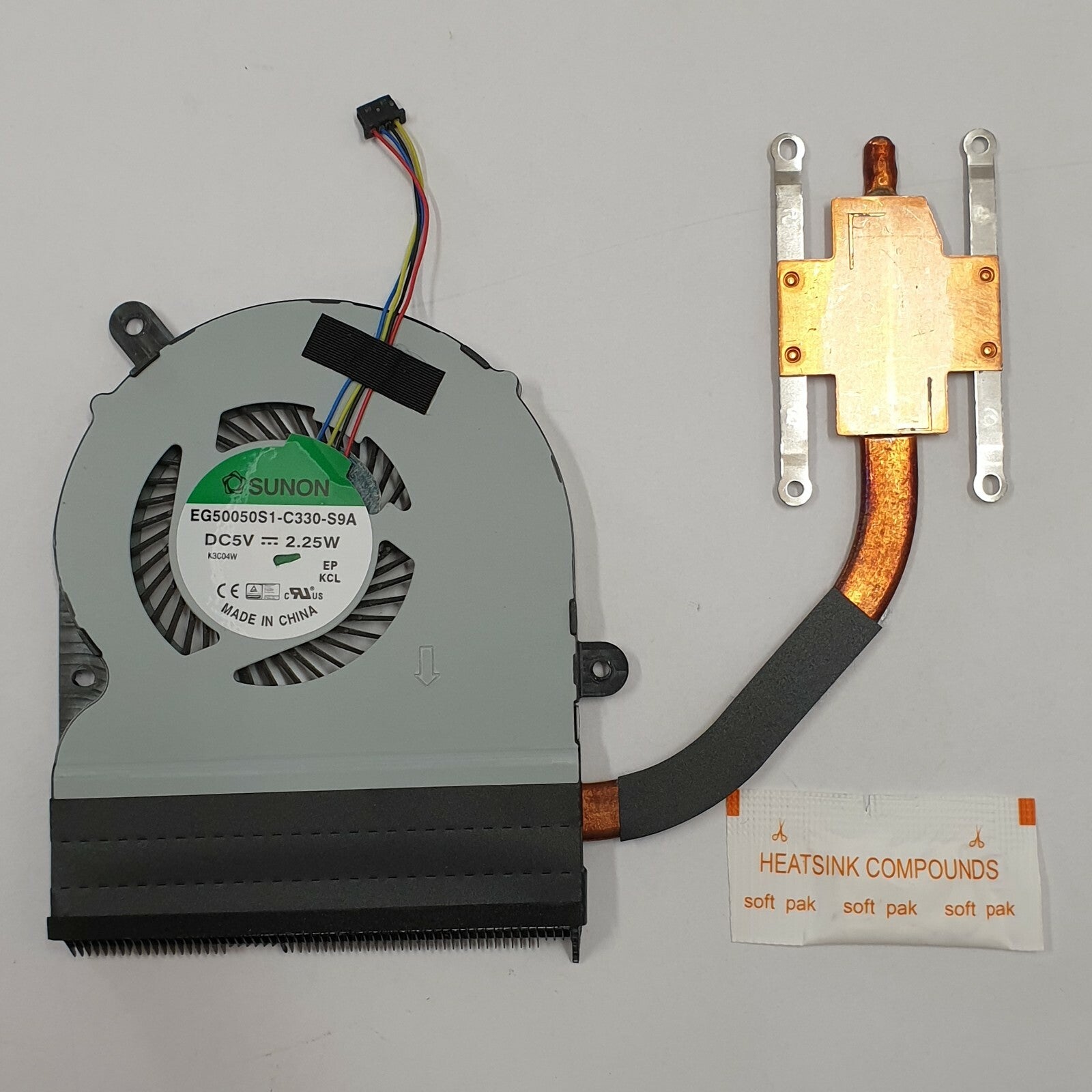 Asus VivoBook R304L R304LA Kühler Lüfter Heatsink Fan Wärmeleitpaste