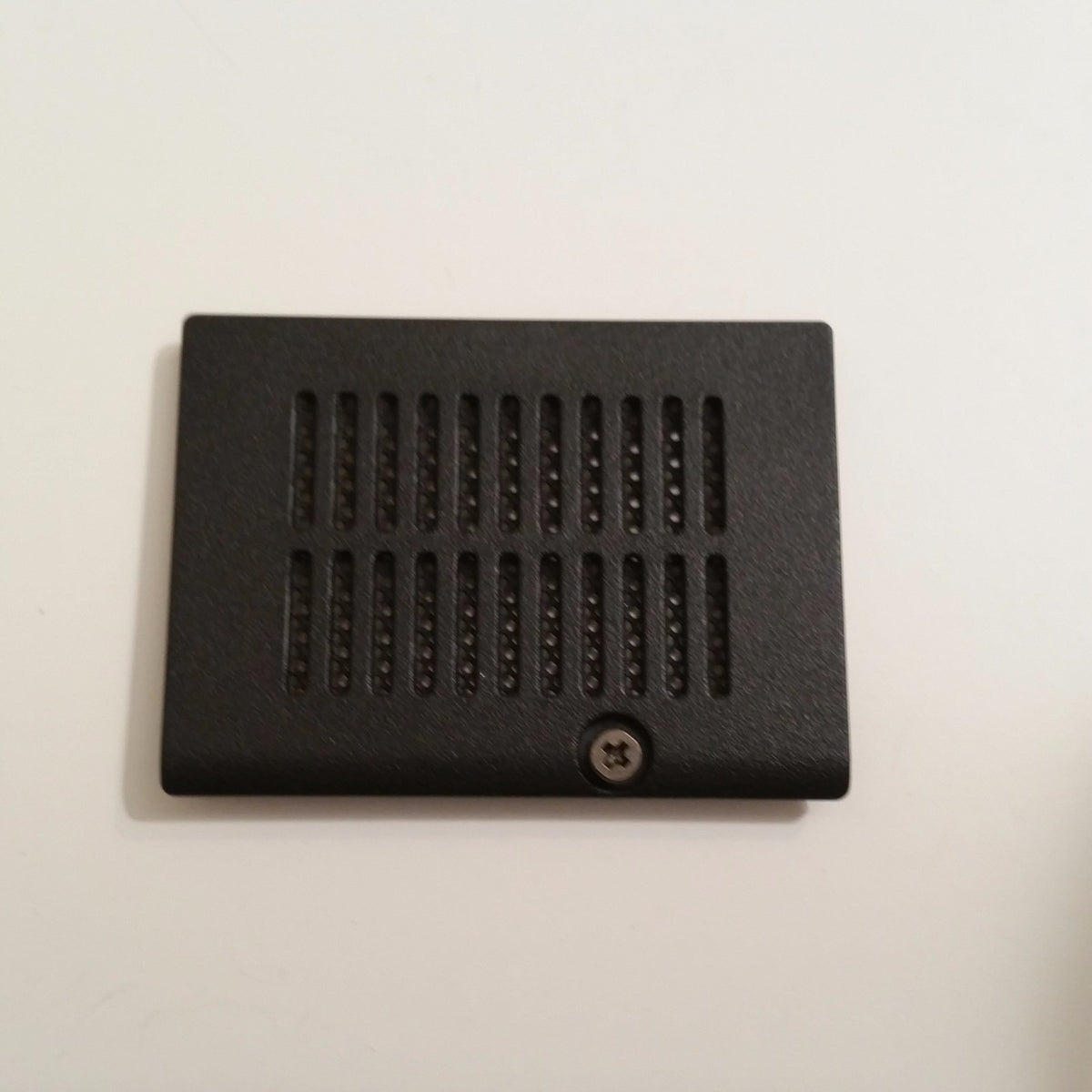 Lenovo ThinkPad L512 Gehäuse Abdeckung SIM Klappe Blende  Cover Ersatzteil