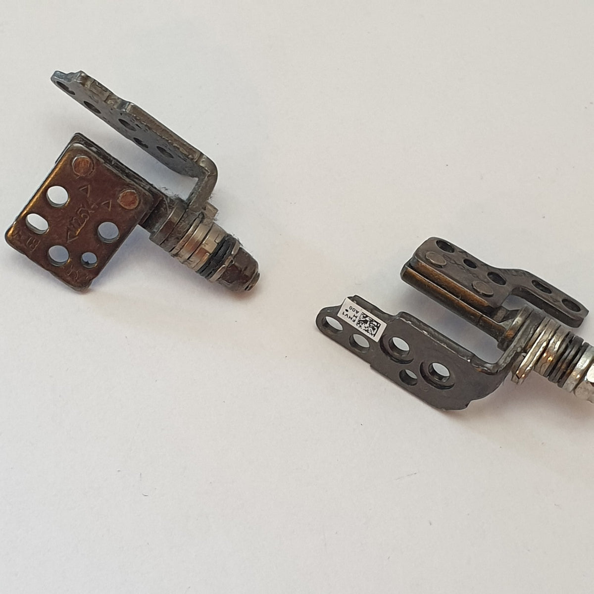 Dell Latitude 5510 Displayscharniere Scharnier Set Hinge Left Right