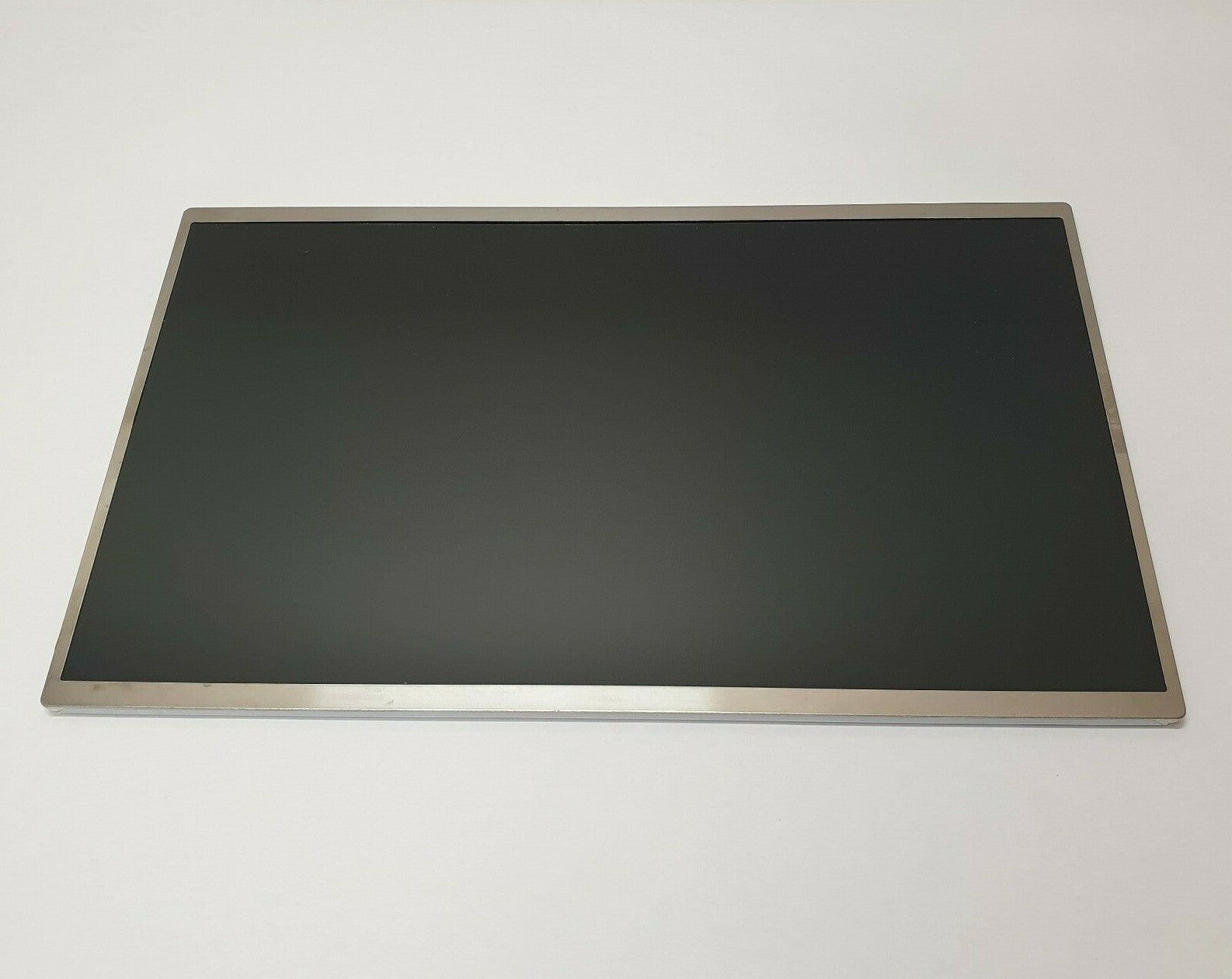 Dell Latitude E4310 Display 13.3" matt HD LP133WH1(TP)(D1) Screen Bildschirm
