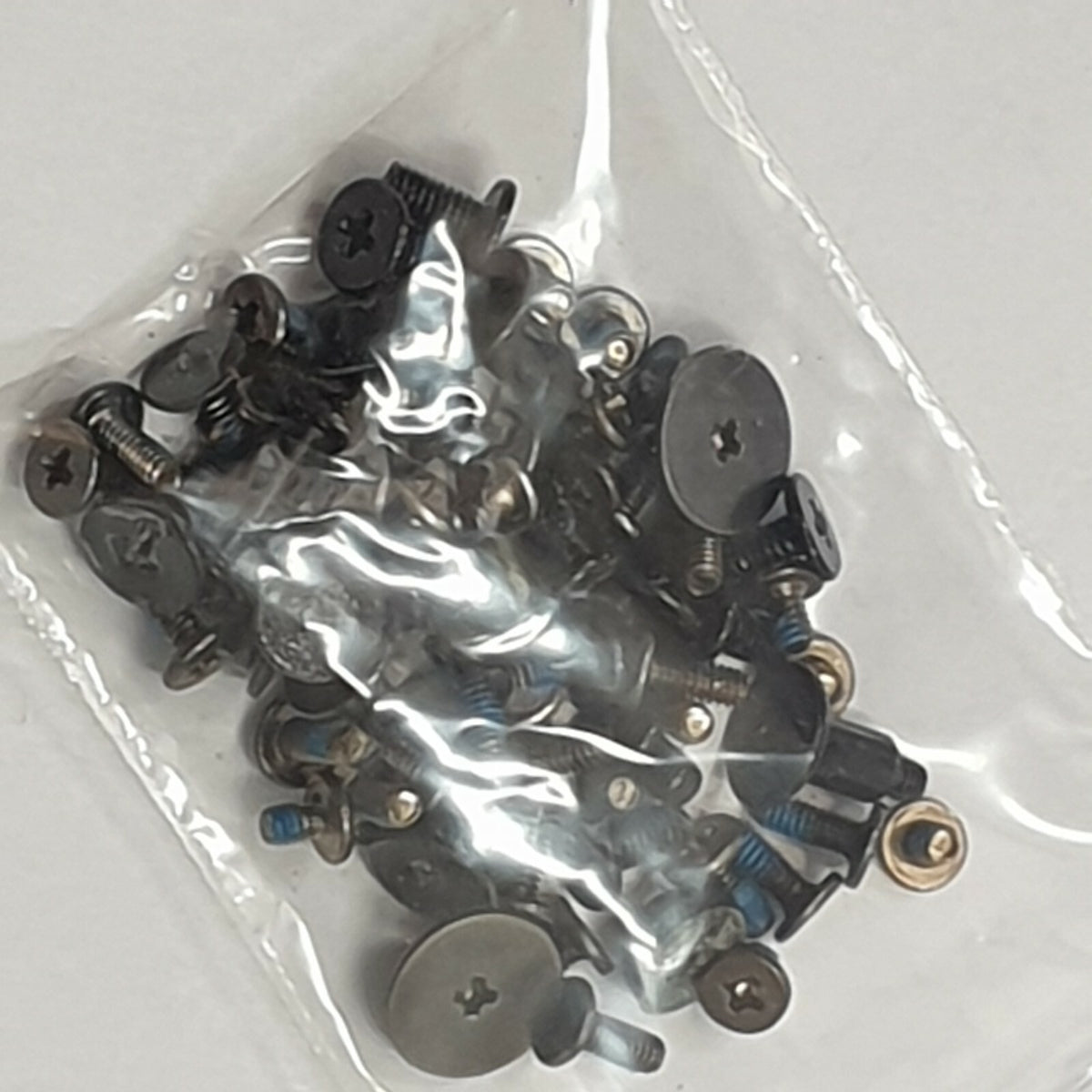 Toshiba Satellite L775D-10Q Schraubensatz Schrauben Screw Set