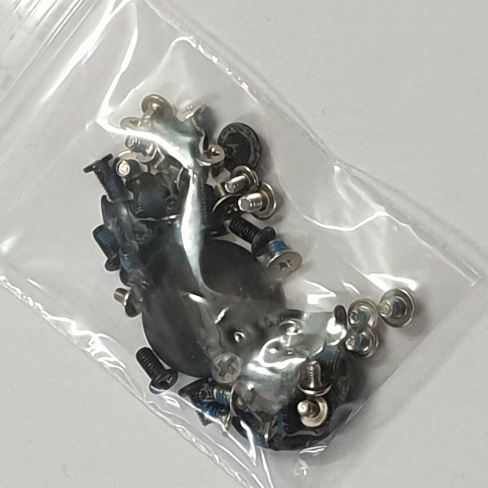 HP Compaq 15-g082no Schraubensatz Screw Set Schrauben Gehäuse – Bild 2