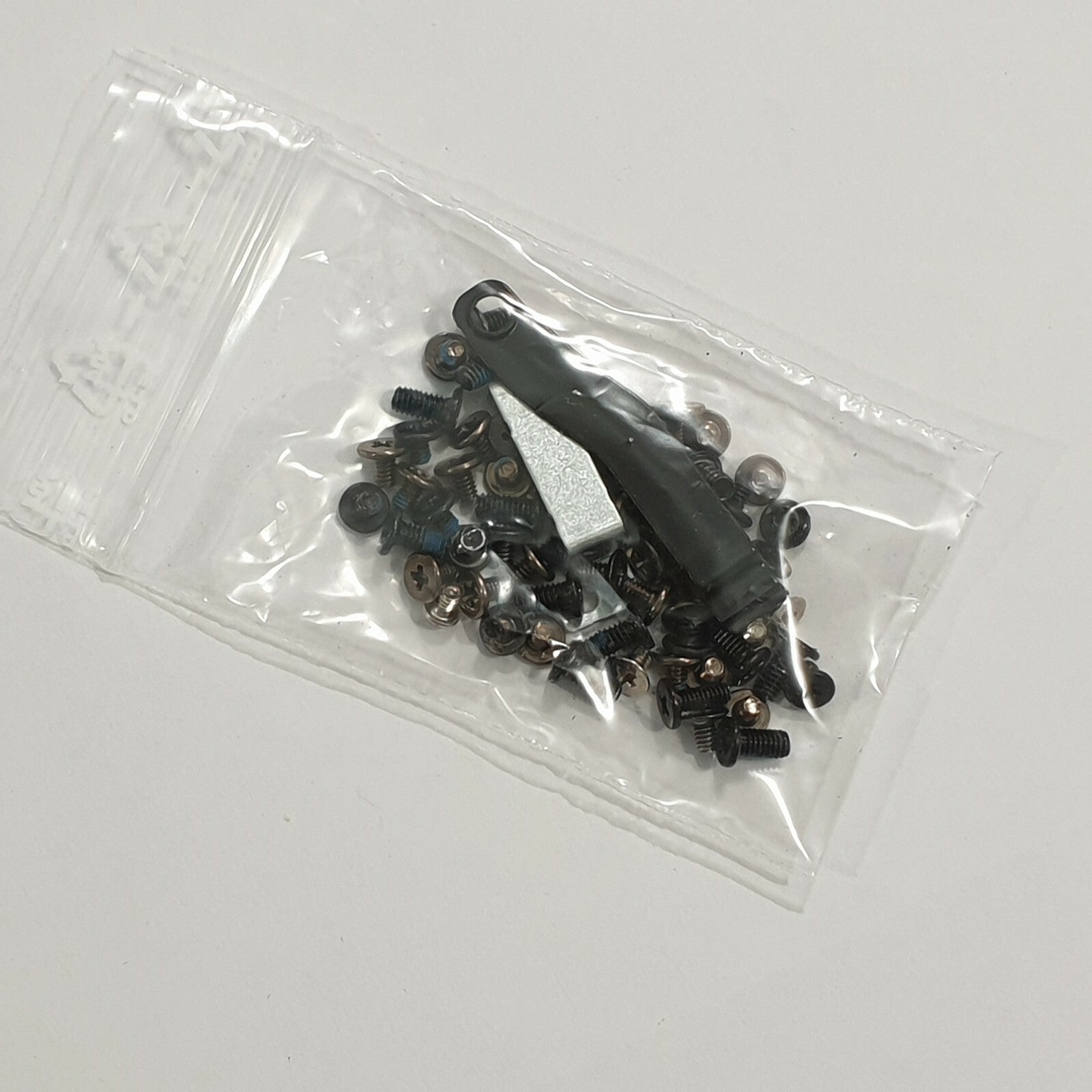 Dell Latitude E7240 Schraubensatz Screw Set Schrauben Gehäuse – Bild 2