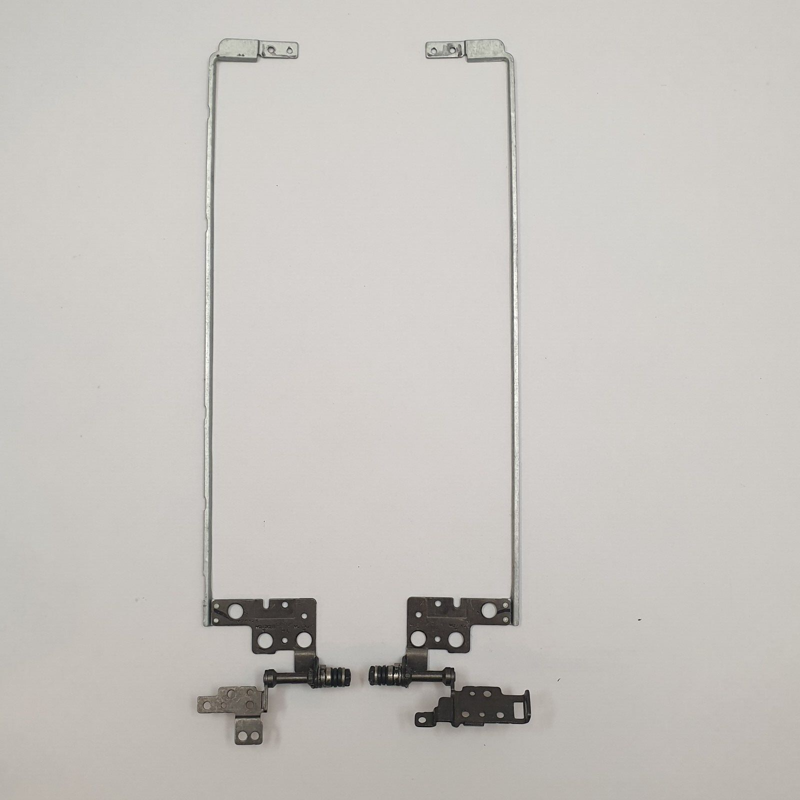 Lenovo IdeaPad 330 Displayscharniere Leisten Set Scharnier Halterung Links