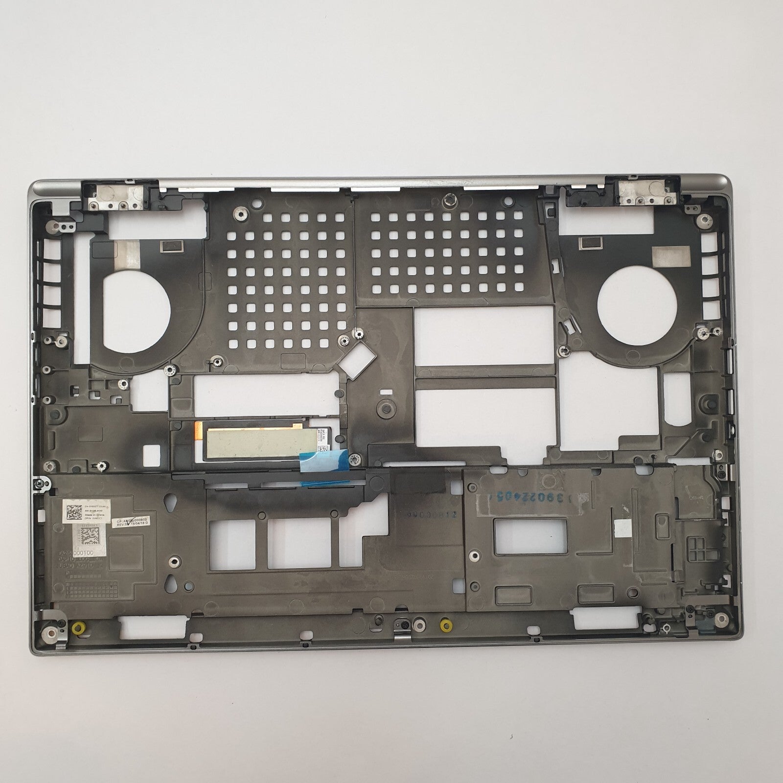 Dell Precision 7530 Gehäuse Unterschale Unterteil Bottom Base Cover Ersatzteil – Bild 2