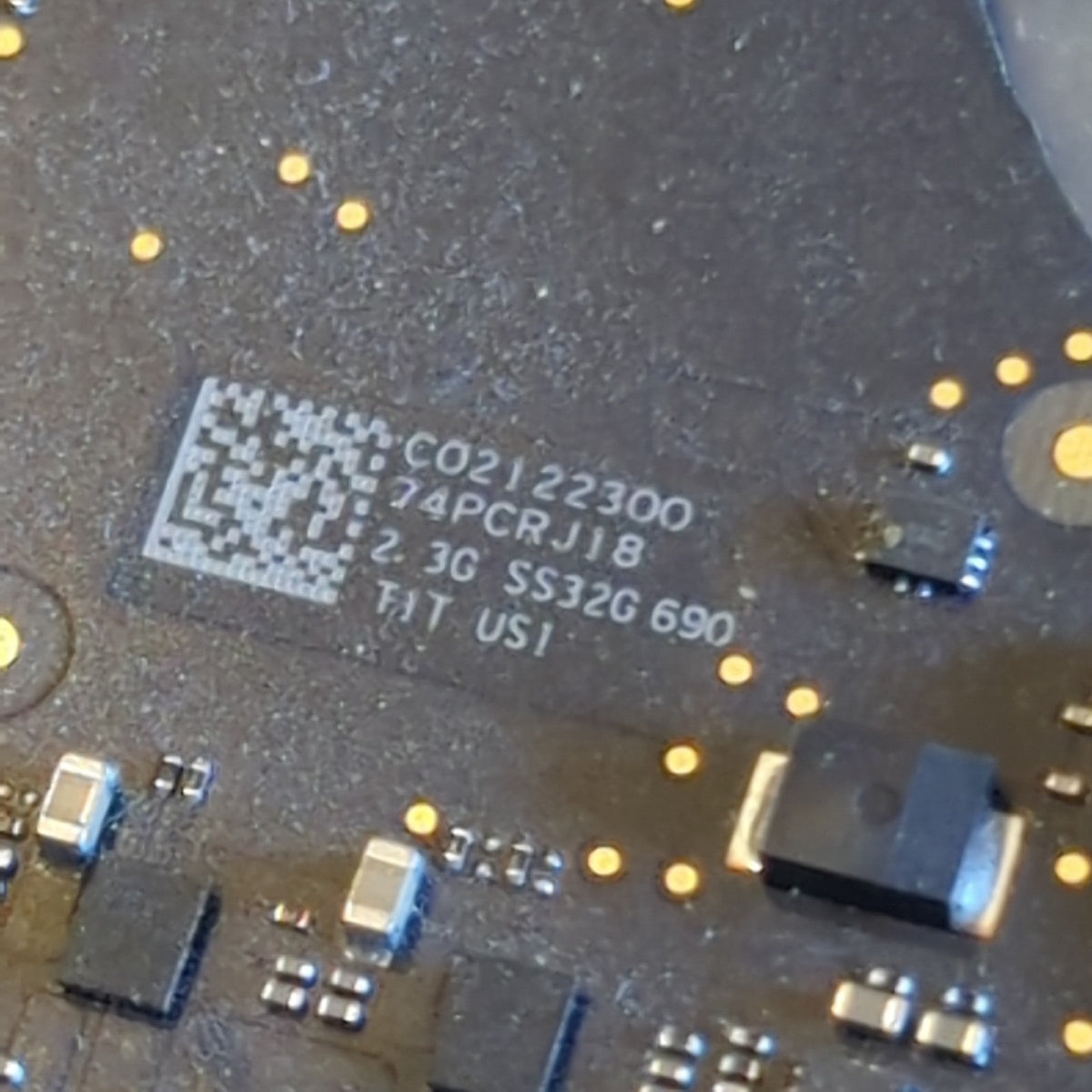 Apple MacBook Pro 13 A2251 Logicboard i7-1068NG7 32GB Touch ID Mainboard