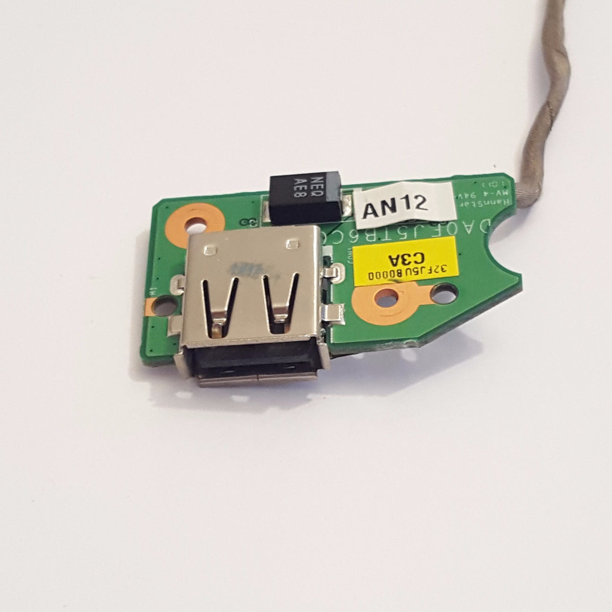 Fujitsu LifeBook S710 USB Port Board mit Kabel DA0FJ5TB6C0 Ersatzteil