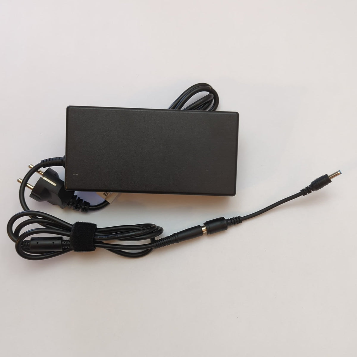 240W Netzteil 4.5x3.0mm Blau für HP Gaming Laptop Omen Pavilion ZBook Victus