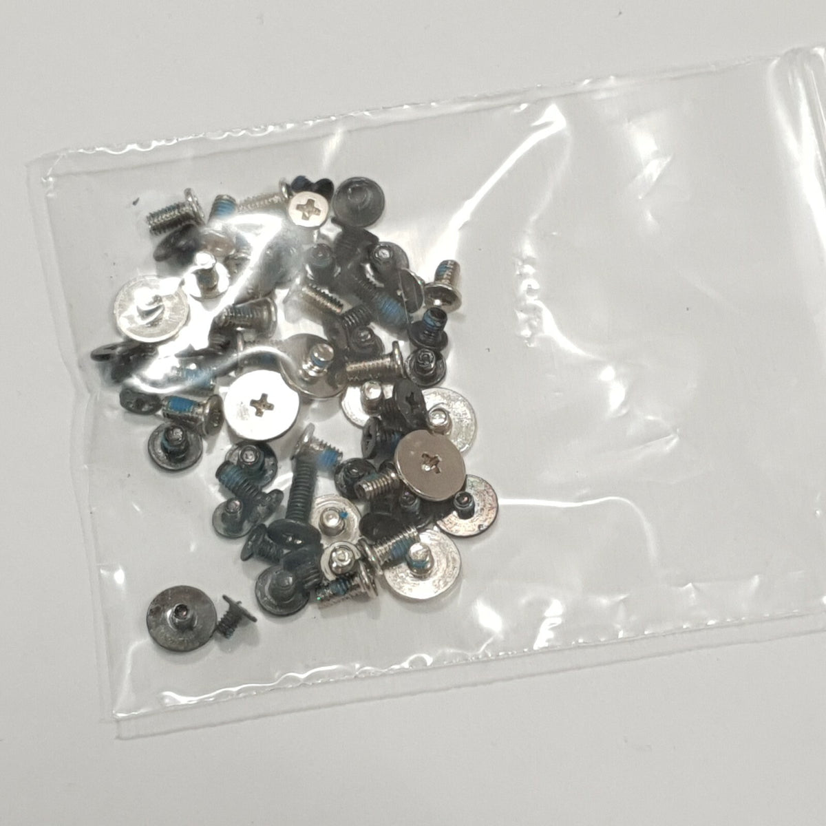 Toshiba Satellite M50D-A M50D A Schraubensatz Screw Set Schrauben