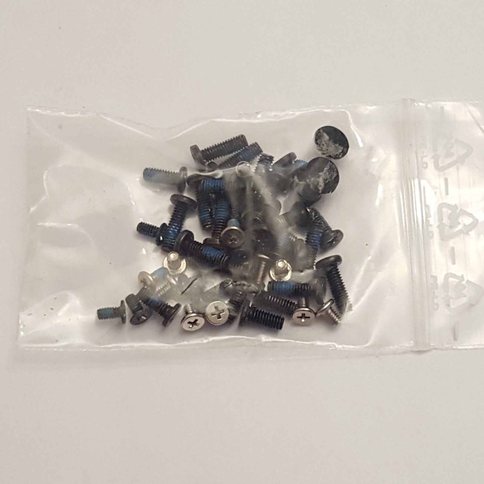 Acer Aspire 5542G Schraubensatz Screw Set Schrauben