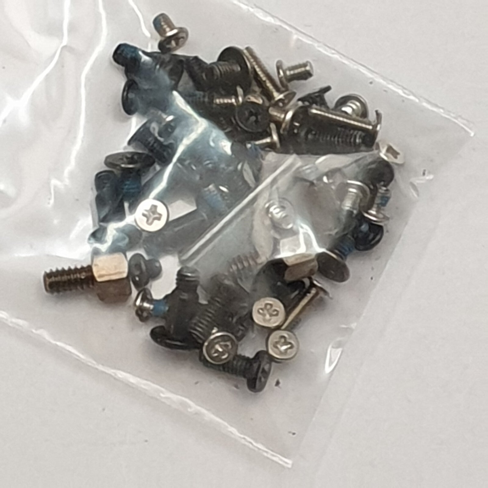 Lenovo ThinkPad W541 Schraubensatz Screw Set Schrauben Gehäuse – Bild 2