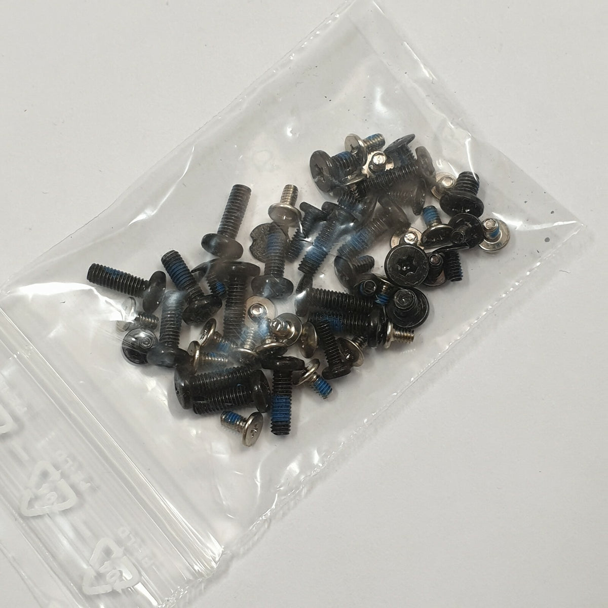 Samsung 300E NP300E5A Schraubensatz Schrauben Screw Set Laptop Notebook