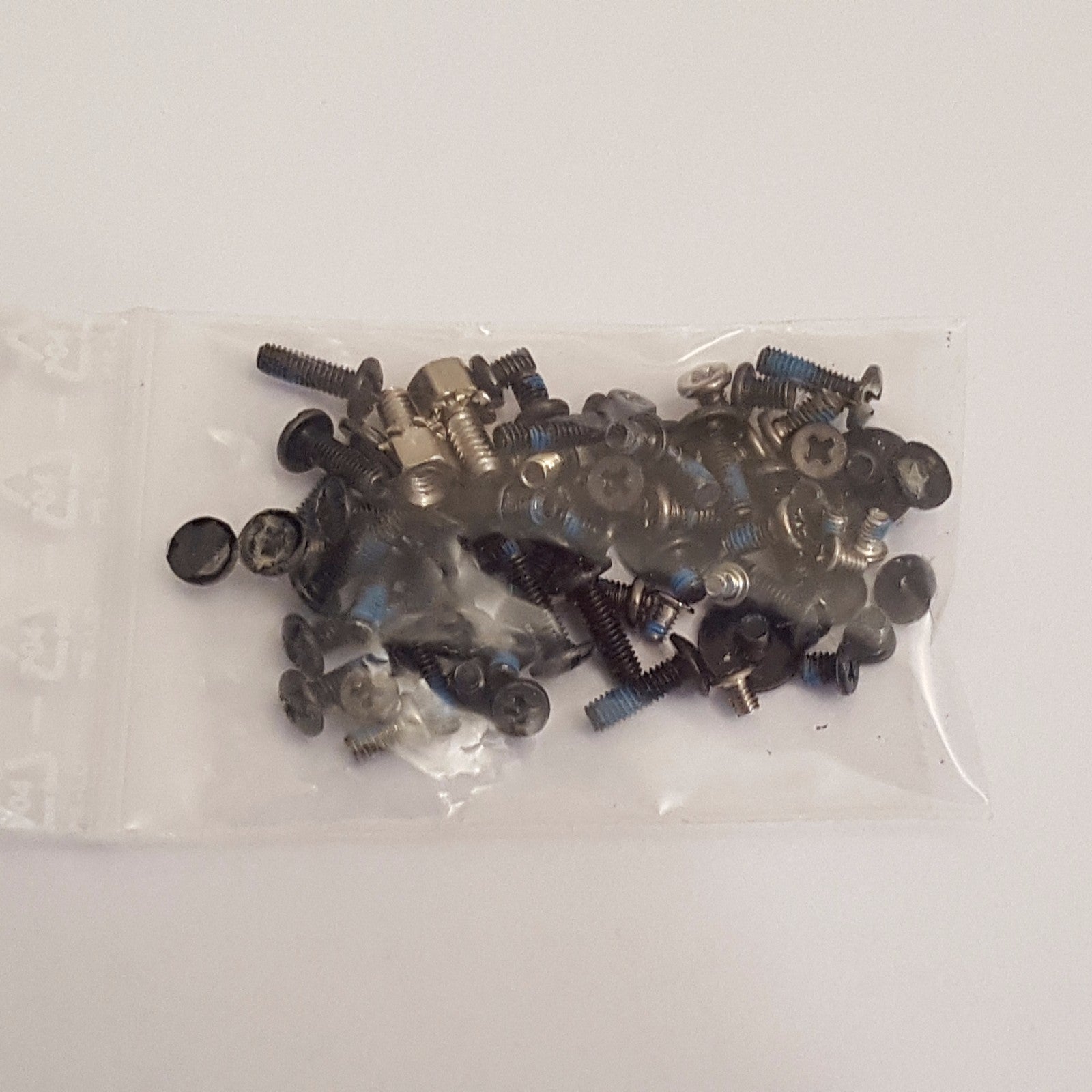HP EliteBook 8730w Schraubensatz Schrauben Set Screw Set Notebook – Bild 2
