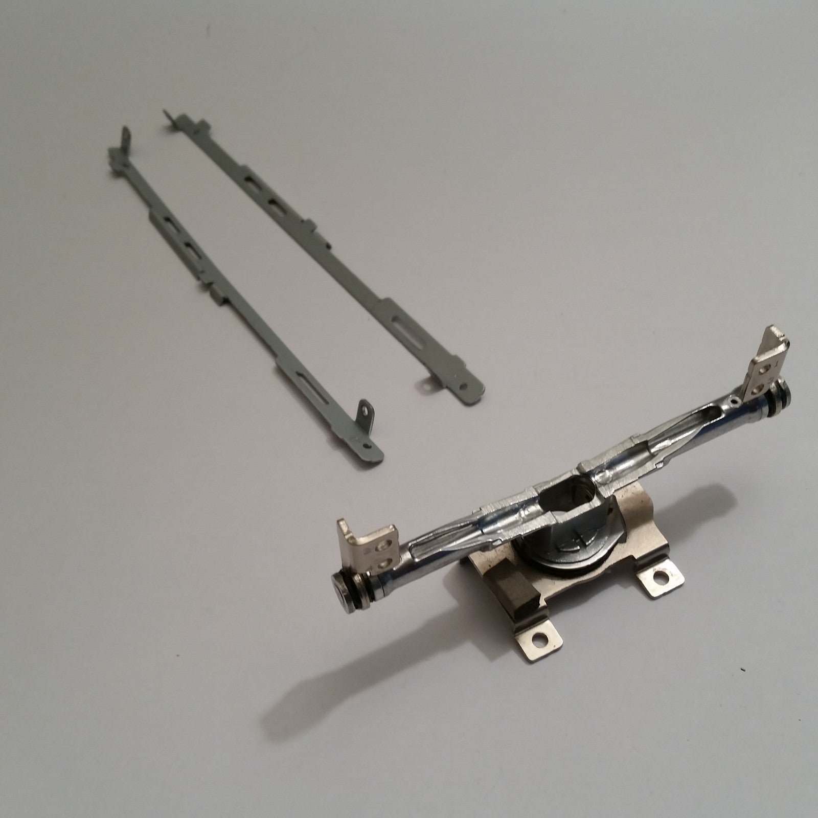 Fujitsu LifeBook T4410 Display Scharnier Set Gelenk Hinge