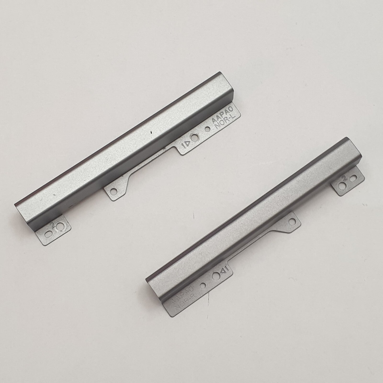 Dell Precision 7520 Display Scharniere Set Links Rechts Hinge Set