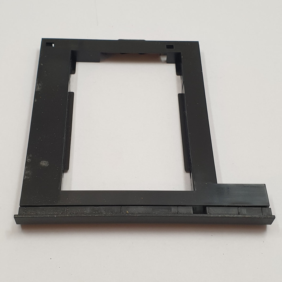 Medion Akoya E7416 DVD Slot Plastik Blende Laufwerk Abdeckung Frontblende