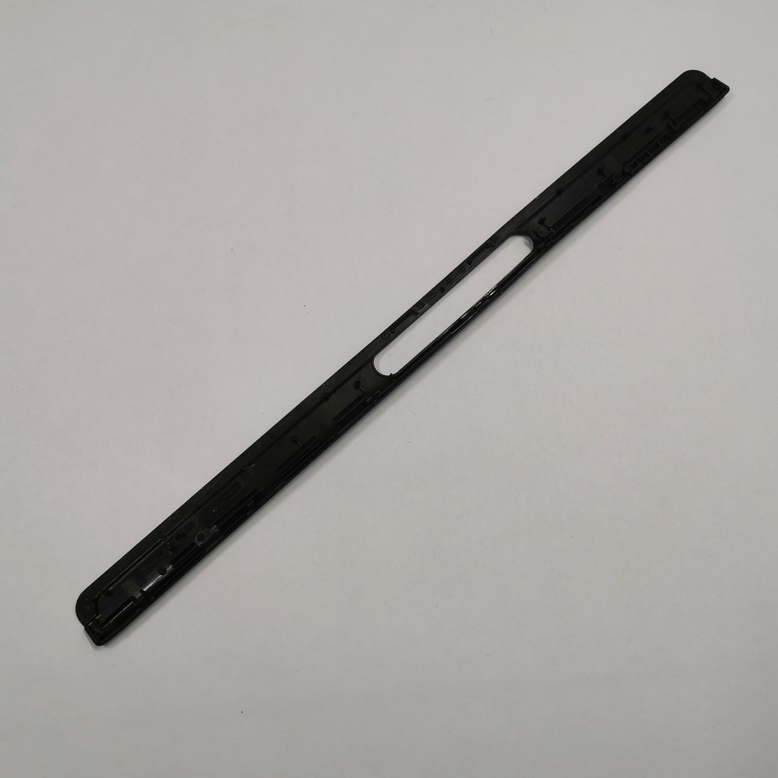 Sony VAIO PCG-61711W Power Button Abdeckung Scharnierleiste Power Button Blende – Bild 2