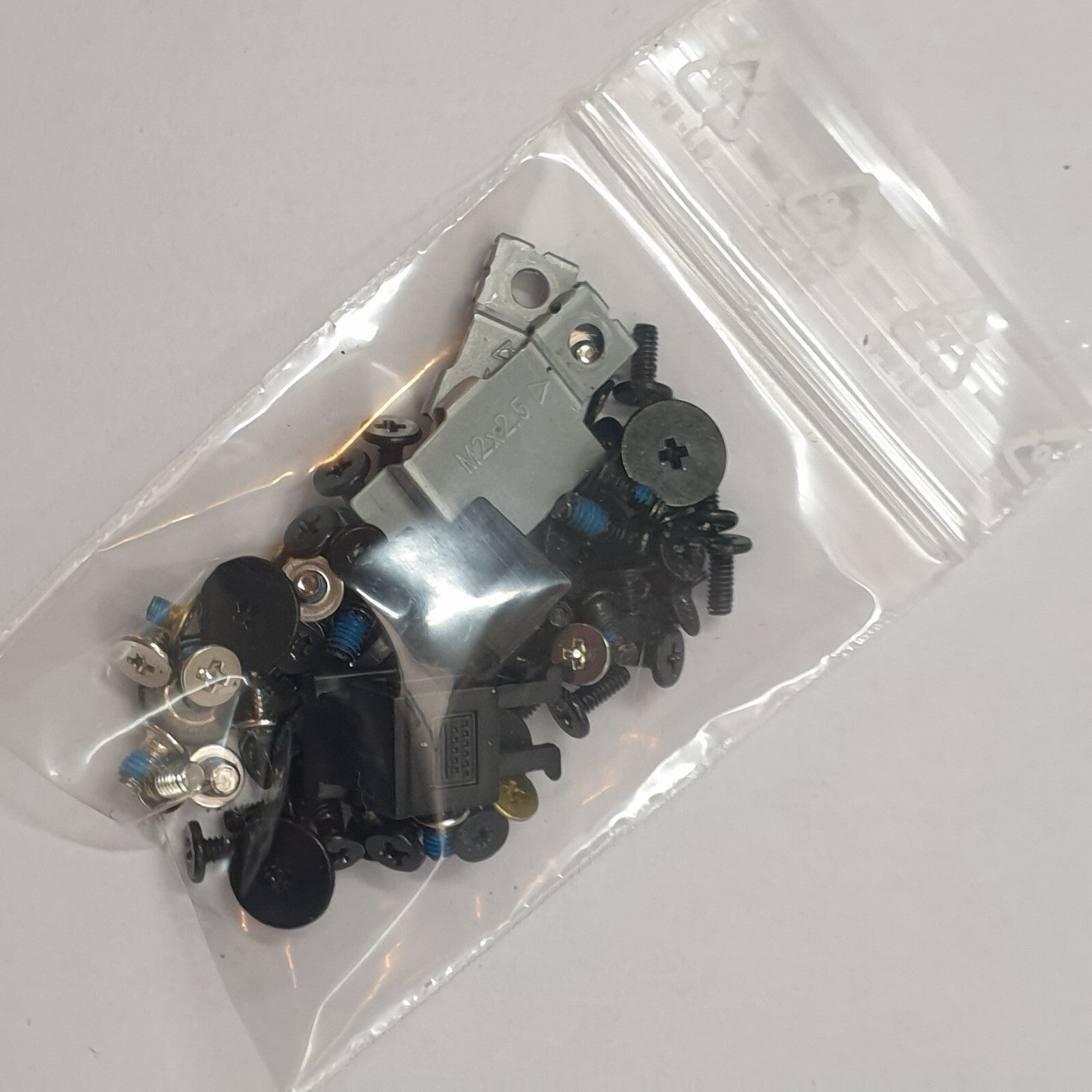 Lenovo ThinkPad L560 Schraubensatz Screw Set Schrauben Ersatzteil