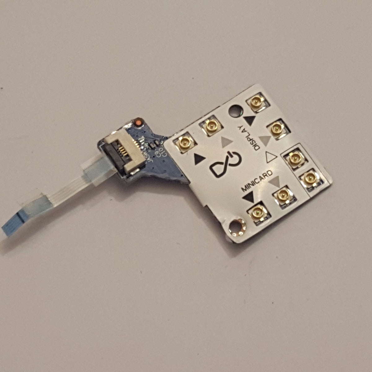 Dell Latitude E4300 WLAN Verteiler Board WIFI Switch Platine