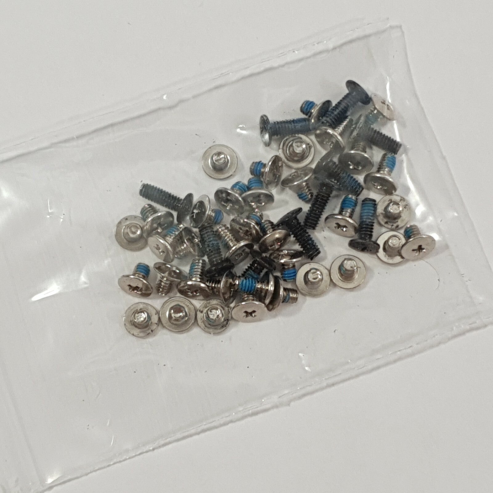 Samsung 370R NP370R5E Schraubensatz Schrauben Set Gehäuse Schrauben – Bild 2