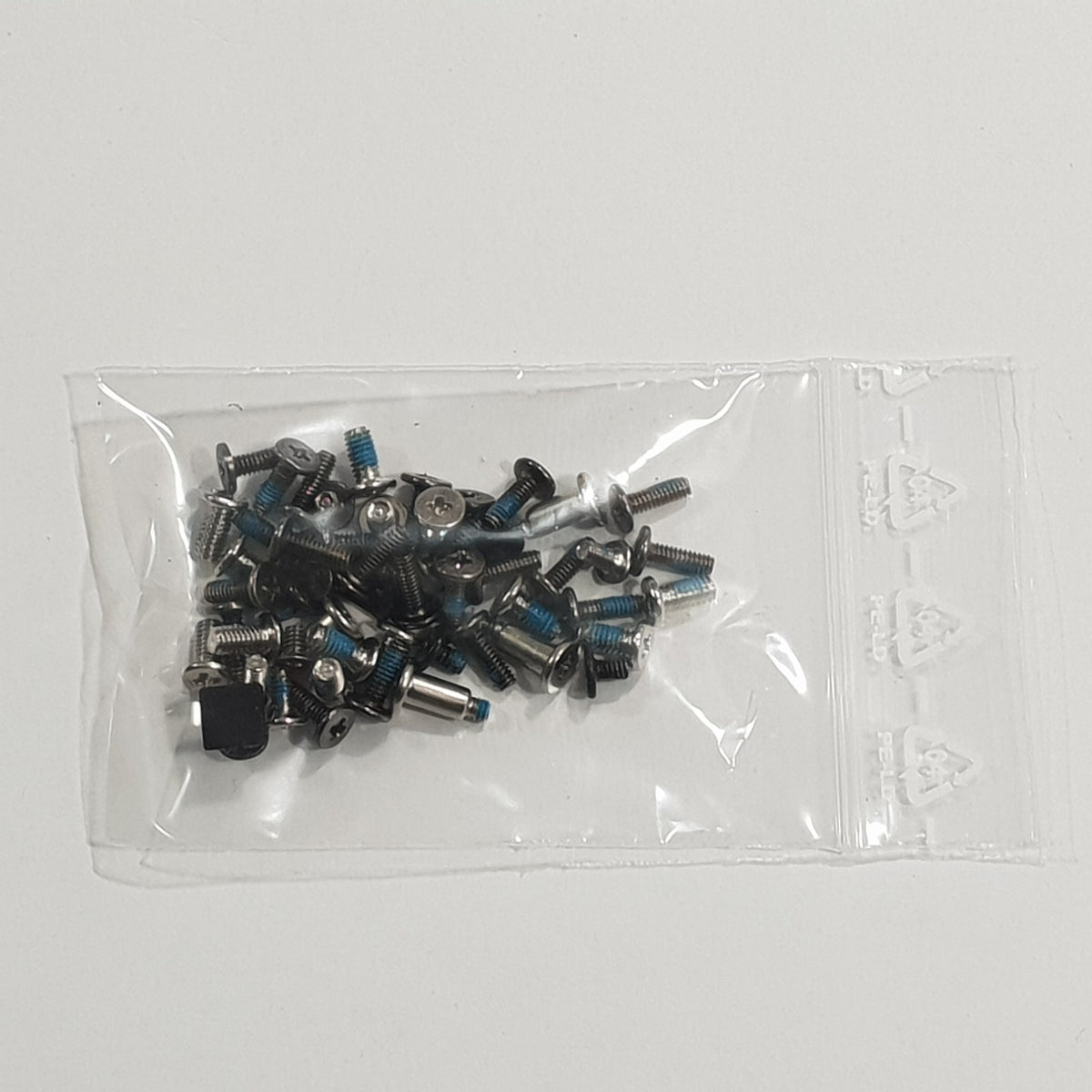 Medion Akoya E7226 MD99420 Schraubensatz Screw Set Schrauben Gehäuse