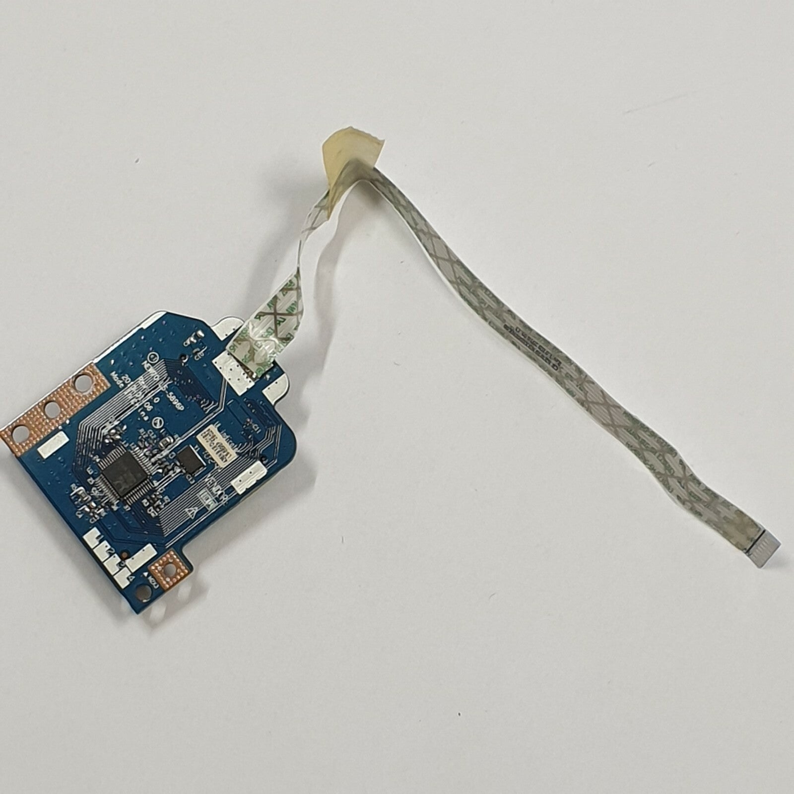 Packard Bell EasyNote TM81-SB Card Reader Board mit Kabel – Bild 2