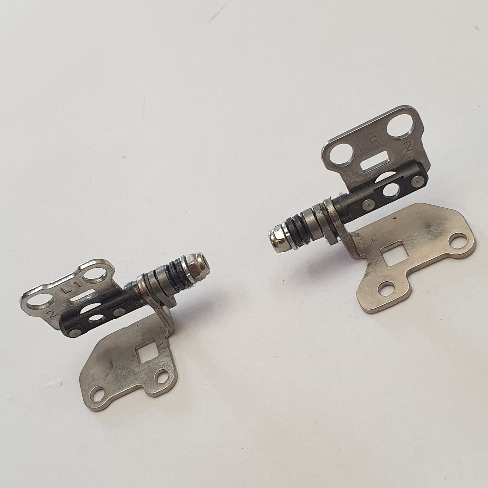 Fujitsu LifeBook U728 Displayscharniere Scharniere Links Rechts Hinge Set