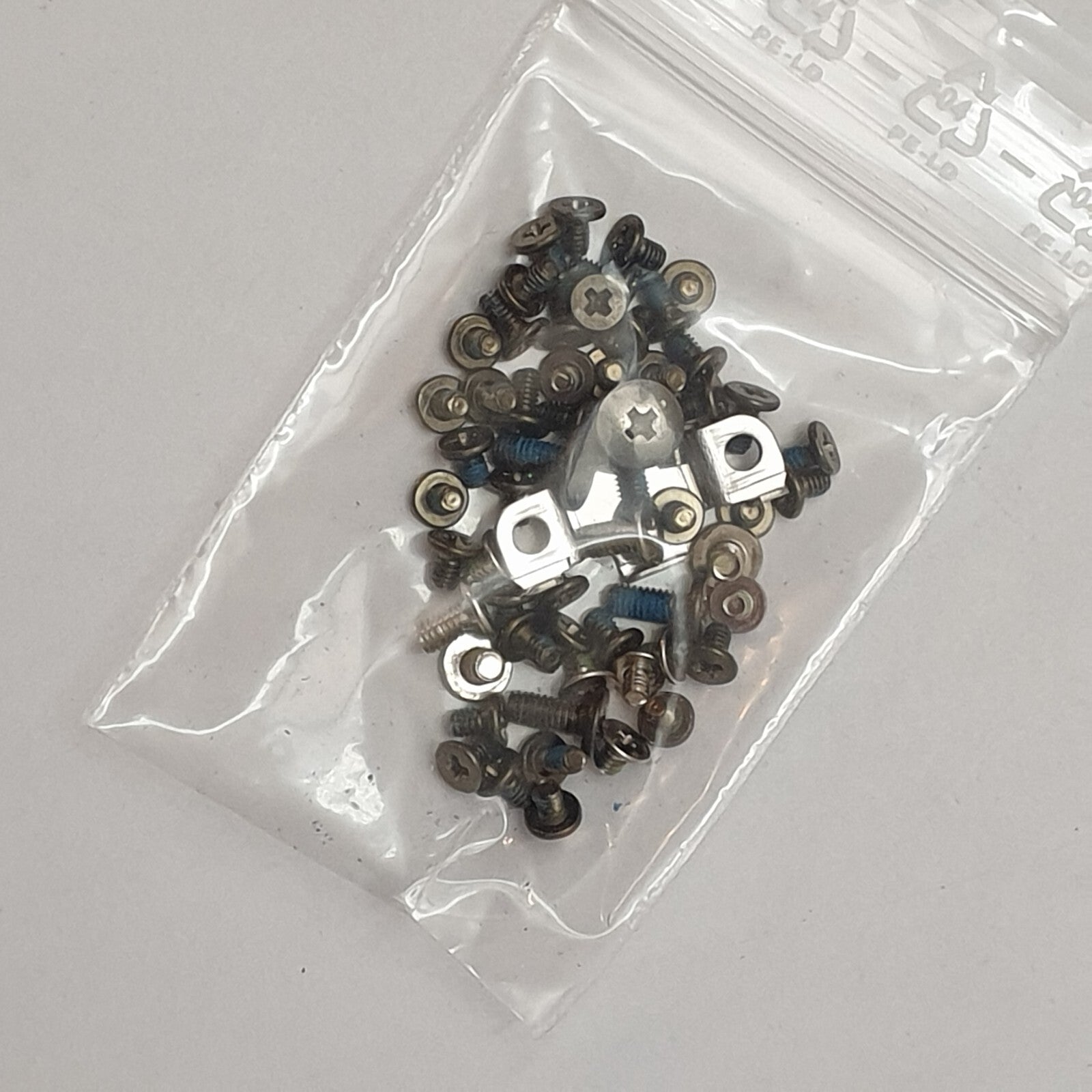 Fujitsu Lifebook U937 Schraubensatz Schrauben Screw Set