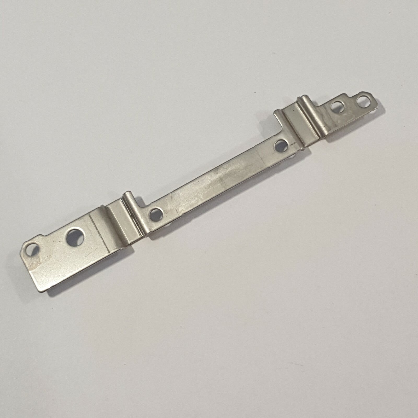 Lenovo ThinkPad L450 Part EC0TQ000600 Scharnier Halterung Metall Bracket Hinge