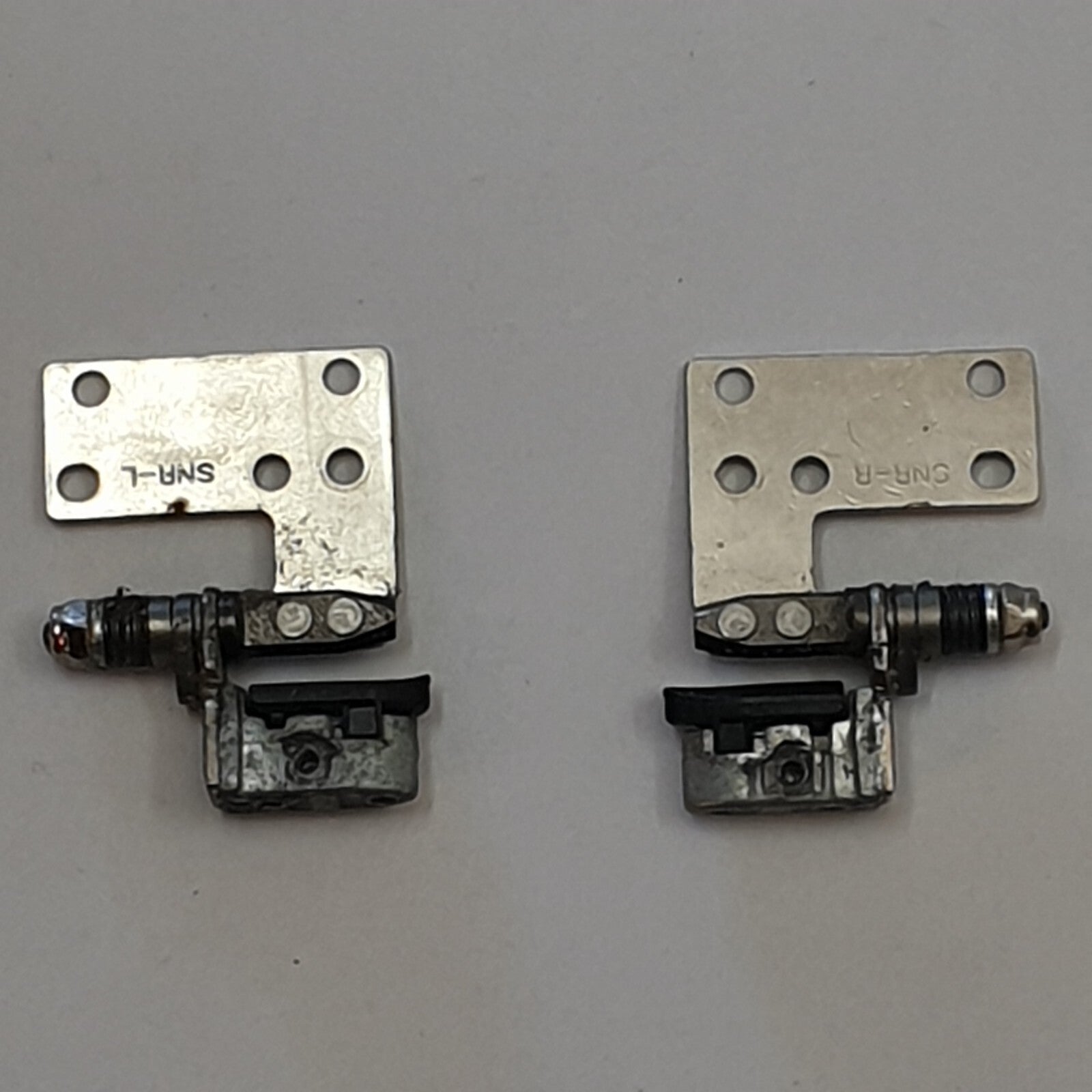Dell Latitude E5270 Displayscharniere Scharnier Set Links Rechts Hinge