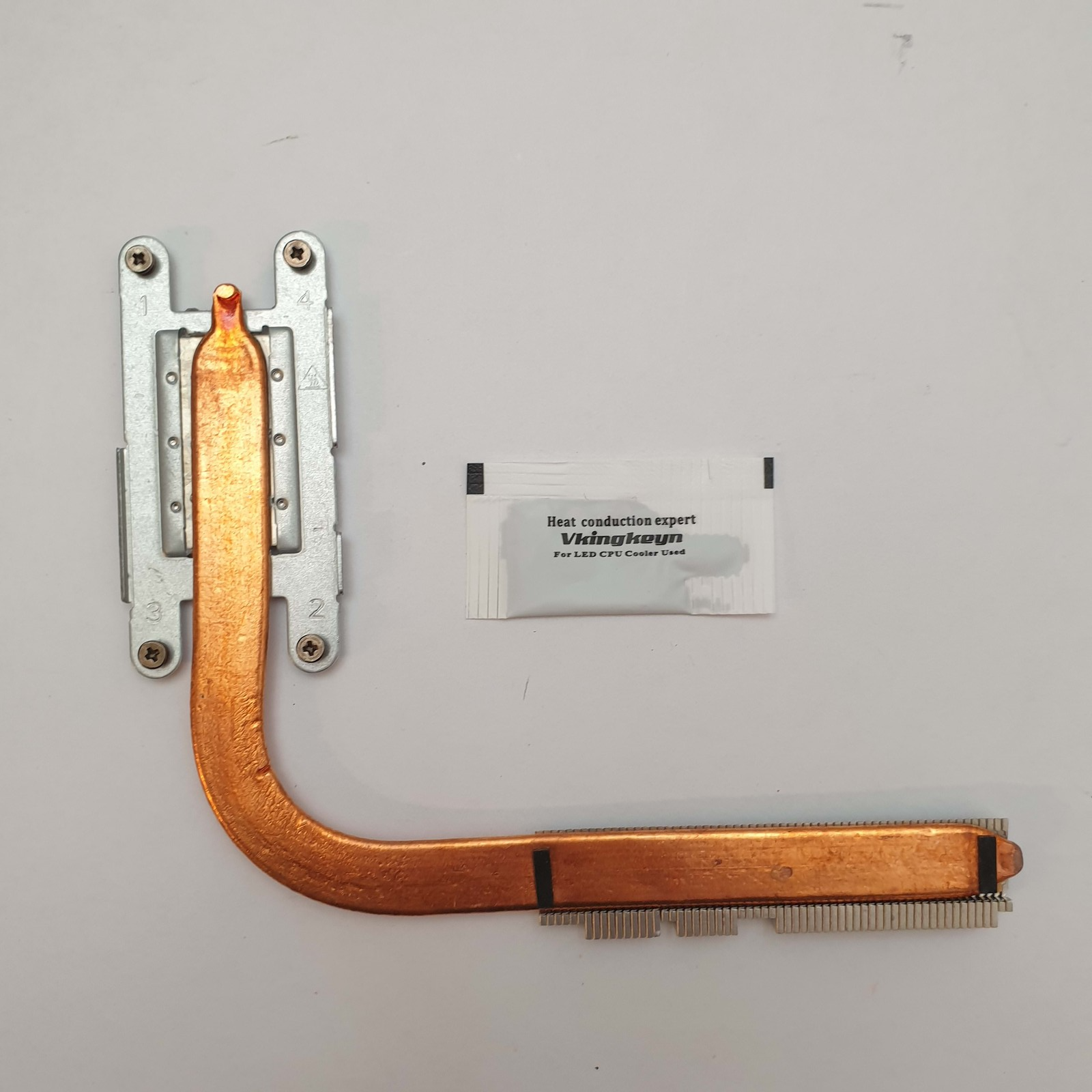 Dell Vostro 3590 Kühler Heatpipe Heatsink Kühlkörper Kühlung