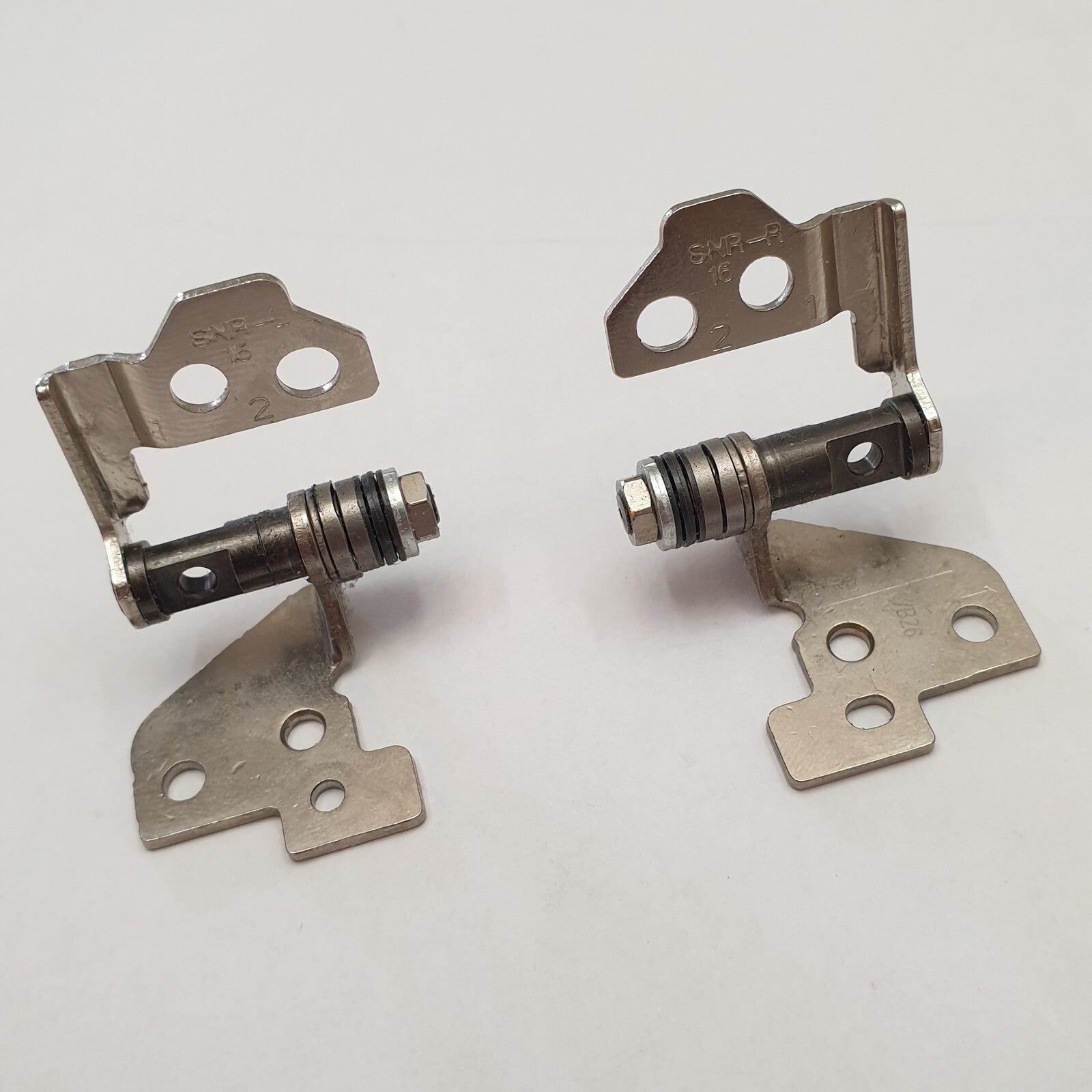 Fujitsu LIFEBOOK U757 Displayscharniere Scharnier Set Links Rechts Hinge