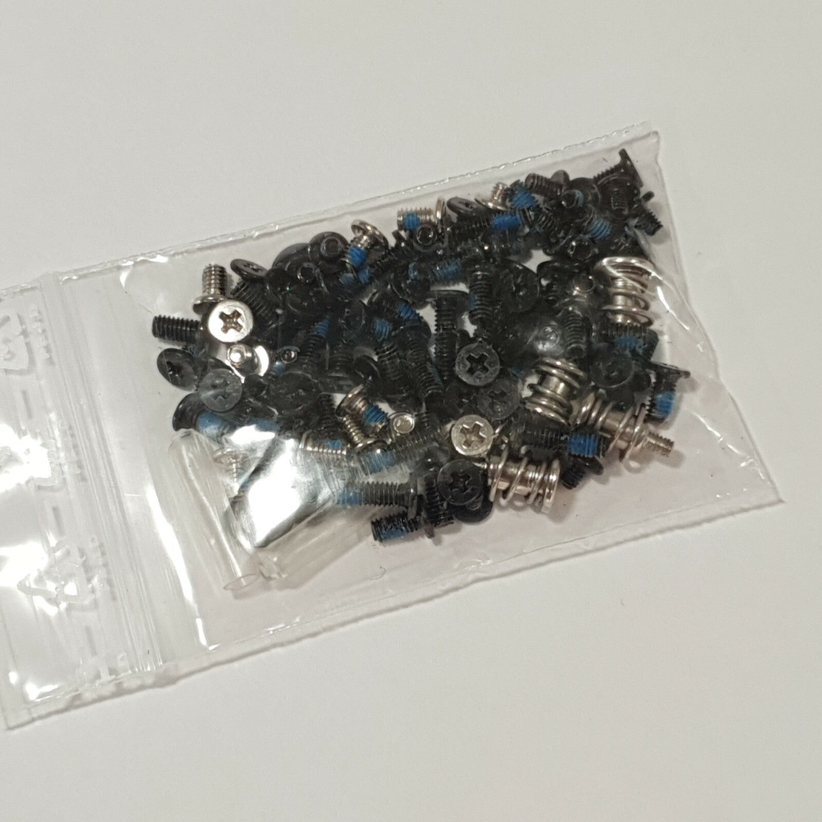 Dell Latitude E5430 Schraubensatz Schrauben Set Screw Set – Bild 2