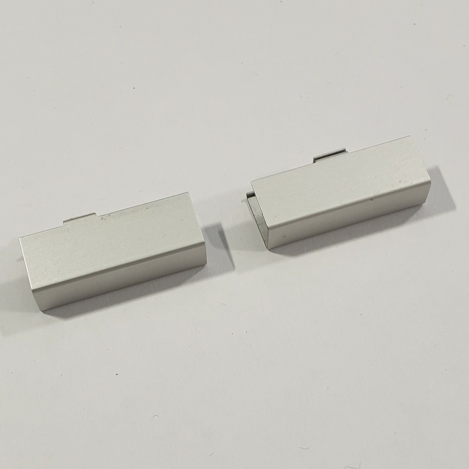 HP EliteBook 8440p Scharnierabdeckung Set Scharnierkappen Abdeckungen Cover