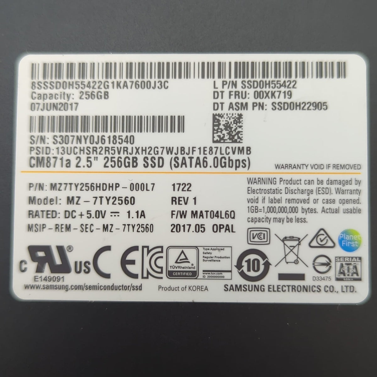 Samsung CM871a 256 GB 2.5 Zoll SATA SSD Internes Solid State Drive