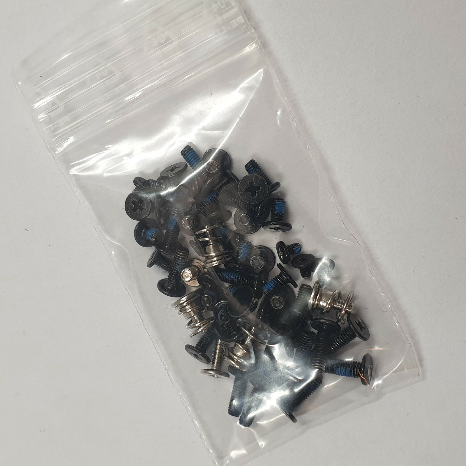 Packard Bell TK11-BZ P5WS6 Schraubensatz Screw Set Schrauben Ersatzteil