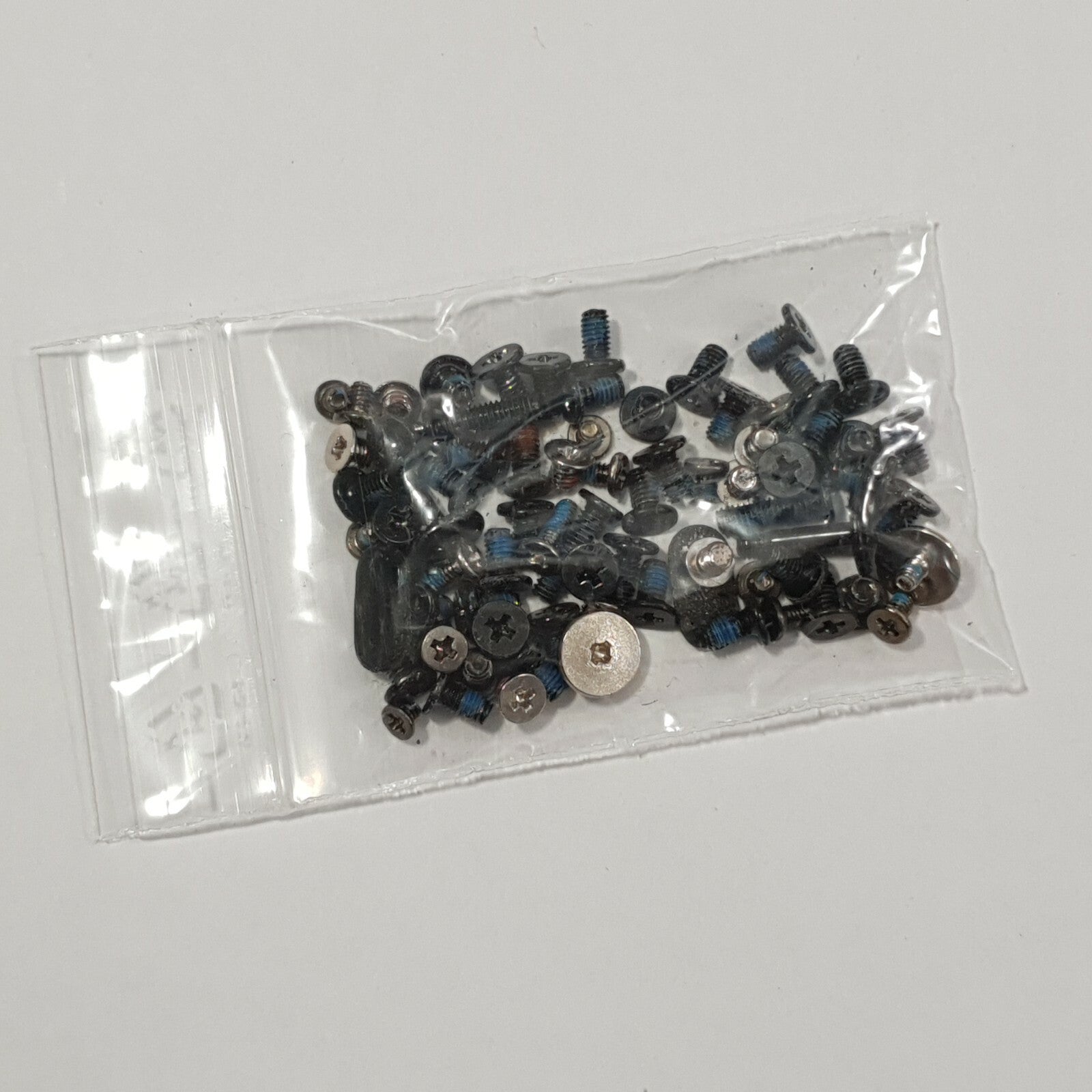 HP Pavilion dv7 6000 Schraubensatz Screw Set Schrauben Gehäuse