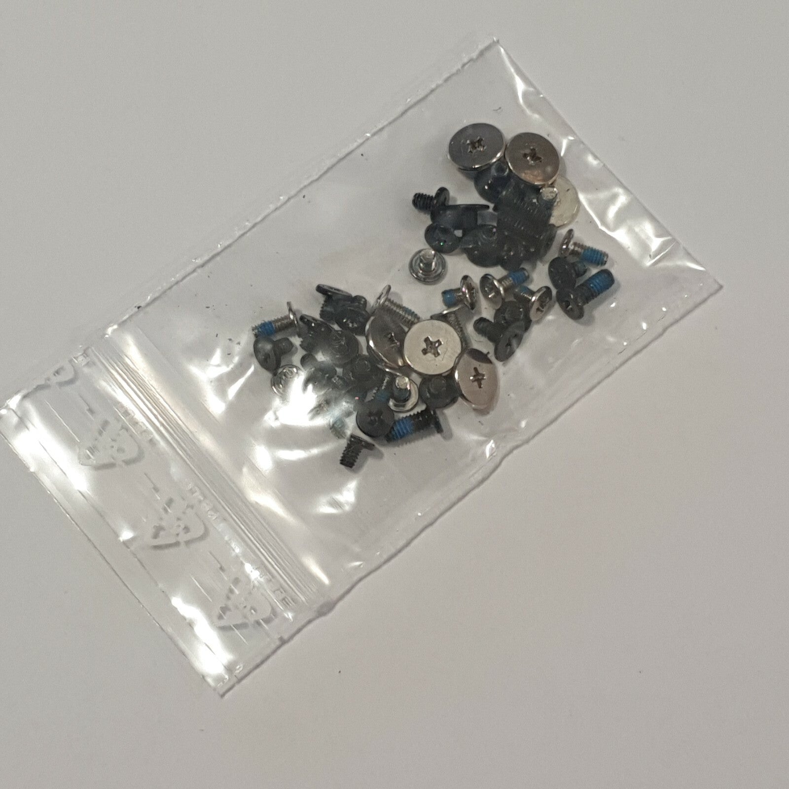 Lenovo ThinkPad L450 Schraubensatz Schrauben Screw Set – Bild 2