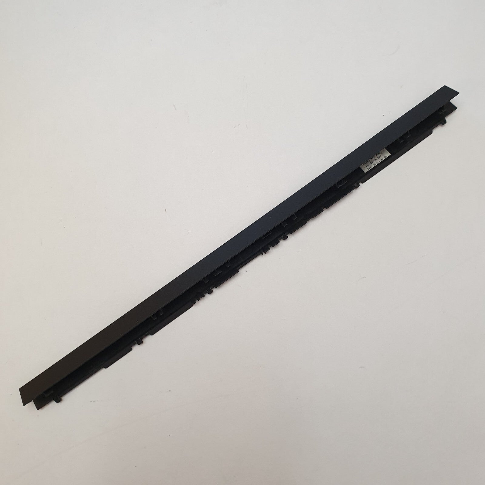 Lenovo Thinkpad P1 Gen 2 G2 Scharnierabdeckung Hinge Cover Leiste