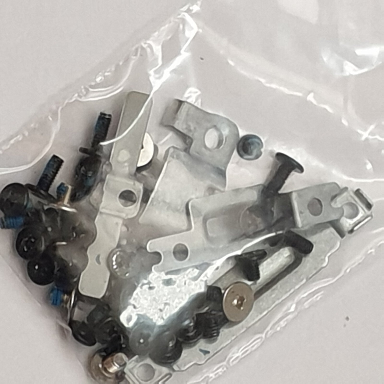 Dell Latitude 5490 Schraubensatz Screw Set Schrauben Gehäuse Ersatzteile – Bild 2