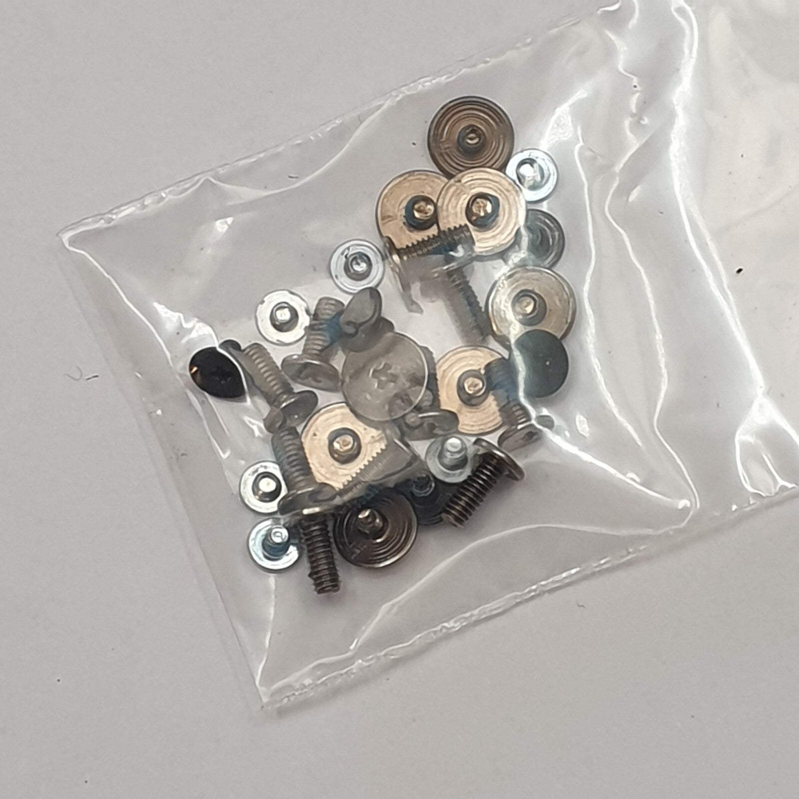 Acer Aspire 1 A114-31 Schraubensatz Screw Set Schrauben Gehäuse