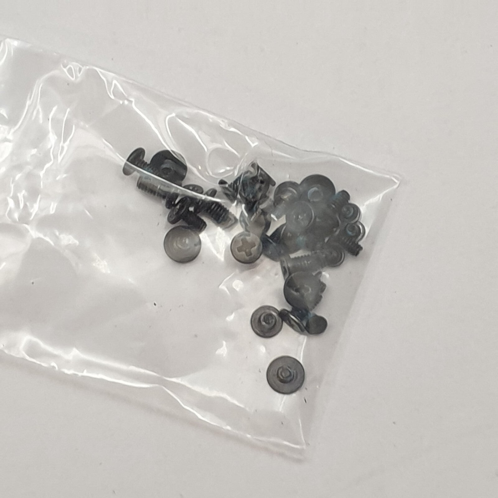 HP Elitebook x360 830 G7 Schraubensatz Schrauben Set Screw Set – Bild 2