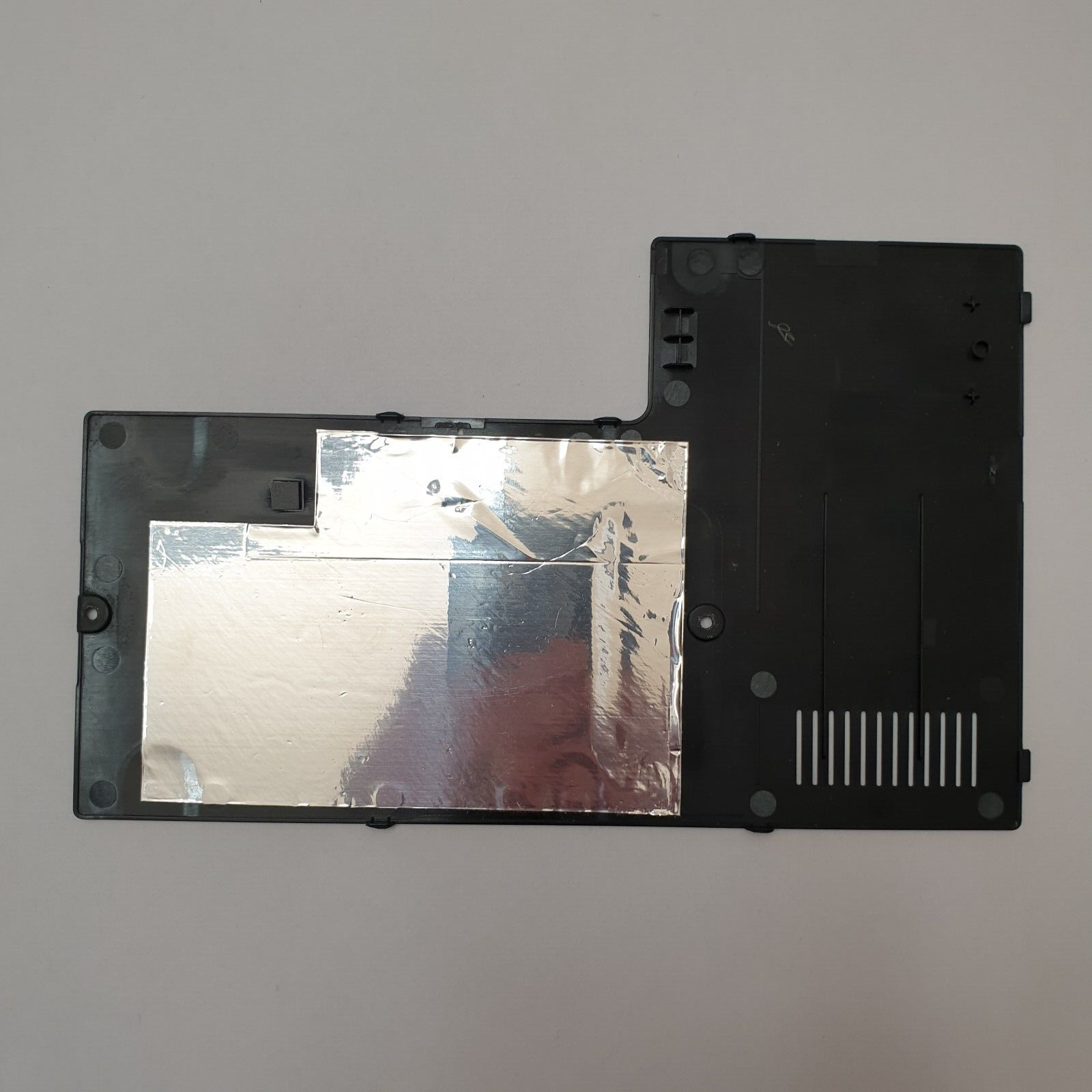Fujitsu Lifebook U758 Serviceklappe Abdeckung Wartungsklappe Cover – Bild 2