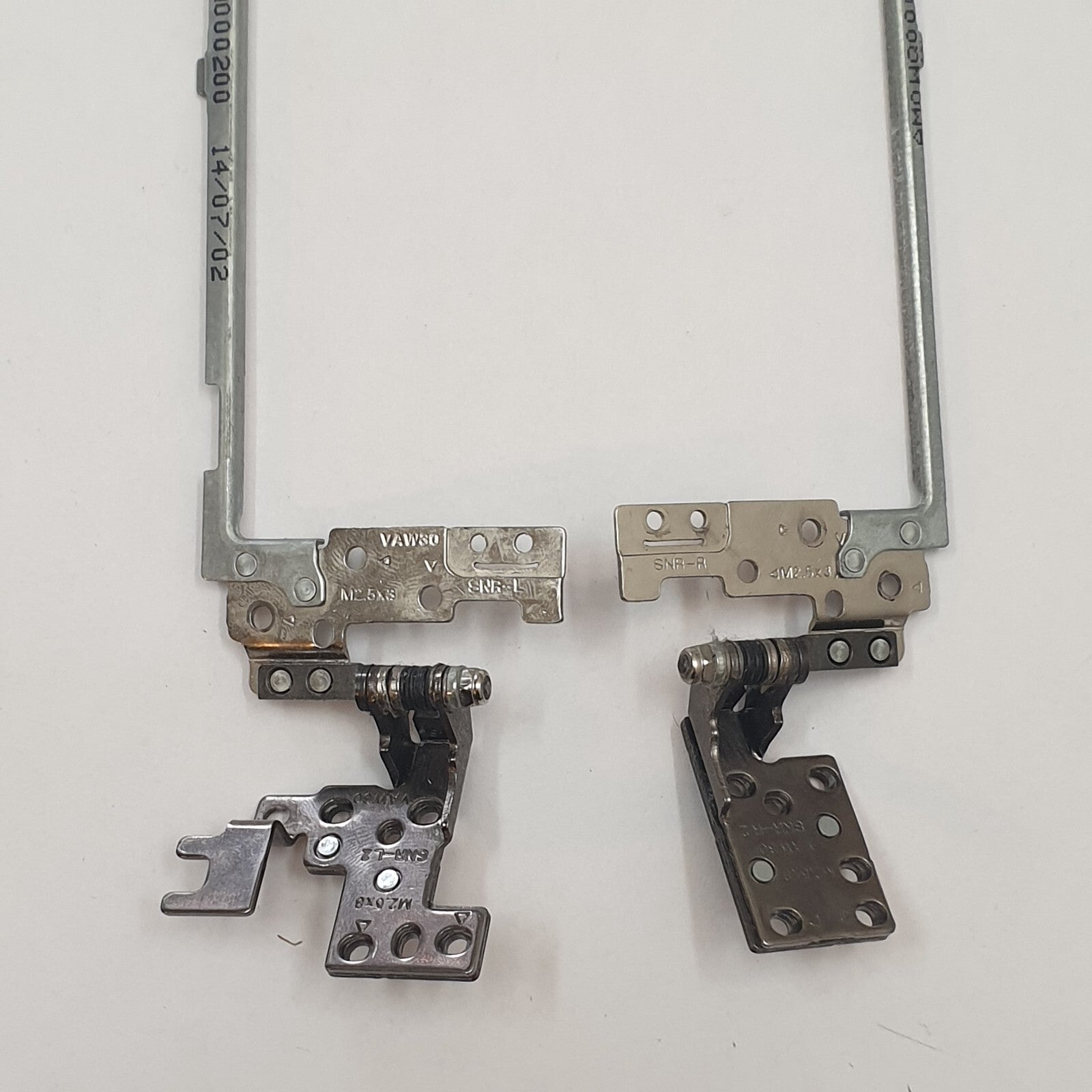 Dell Latitude E5440 Displayscharniere Leisten L+R Scharnier Set L+R Hinge – Bild 2